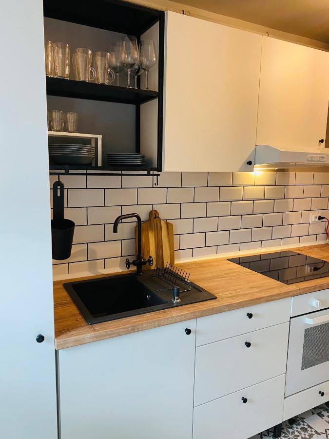 Sarah Home Hunedoara Luaran gambar