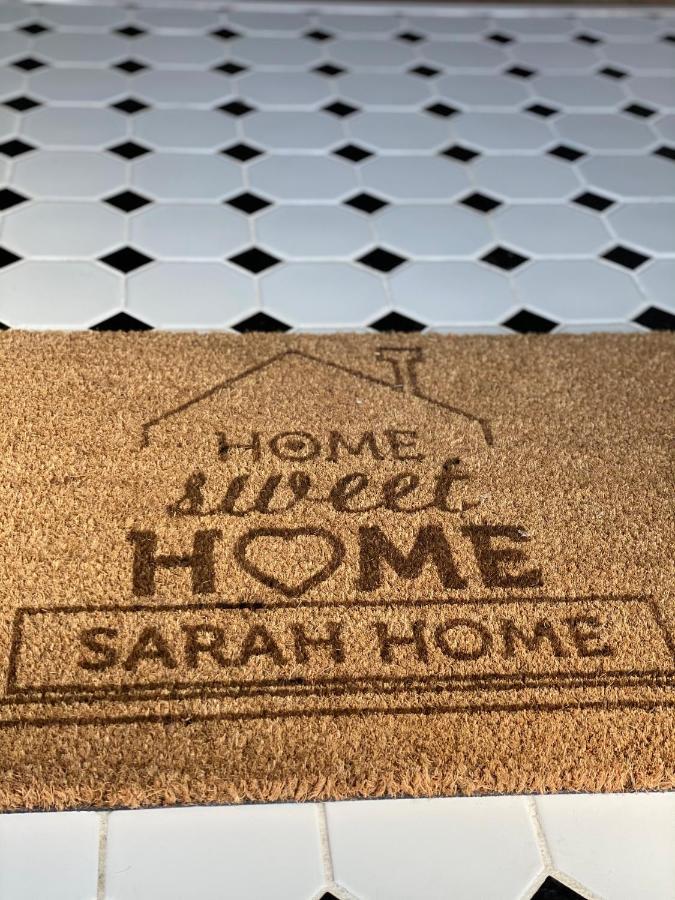Sarah Home Hunedoara Luaran gambar