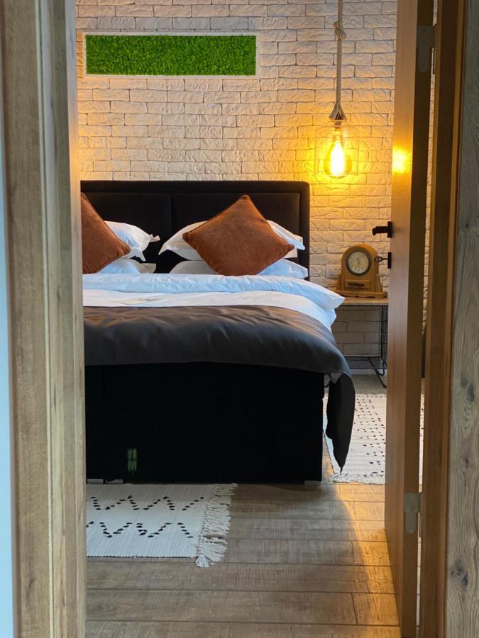 Sarah Home Hunedoara Luaran gambar