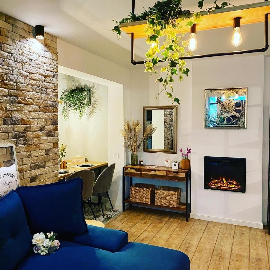 Sarah Home Hunedoara Luaran gambar